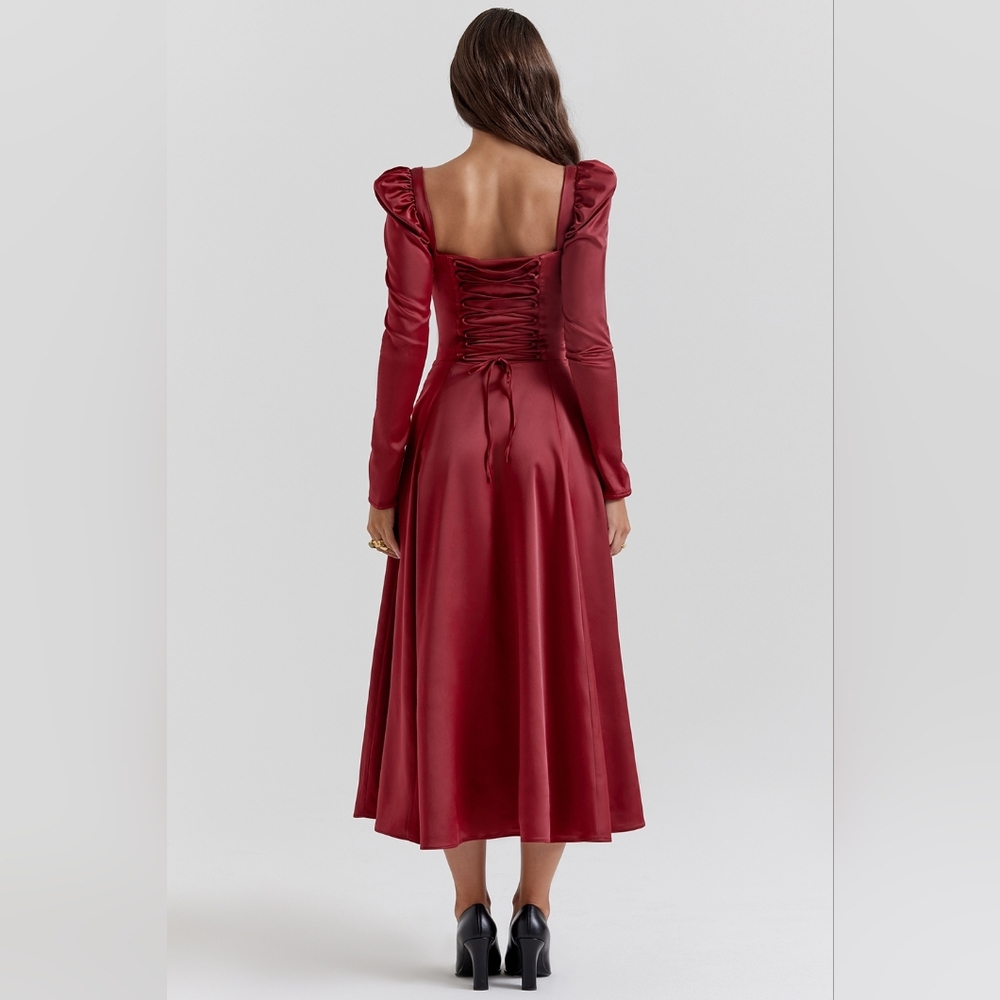 Ruby House of CB 'Sebille' Small - Picture 5 of 16